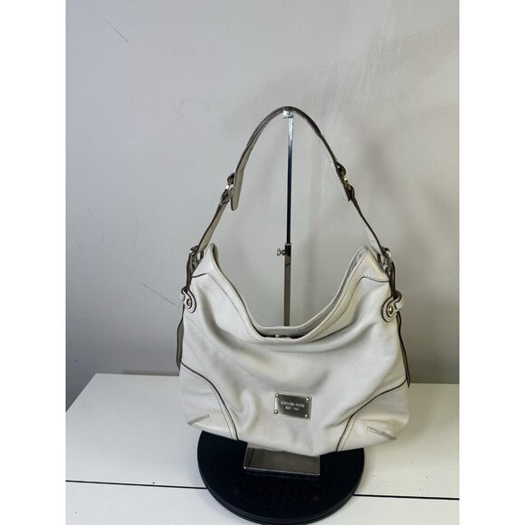 Michael Kors White Leather Tote Bags - Picture 1 of 10